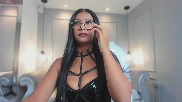 MiaSmit  online show from 02/10/26, 03:05