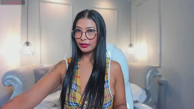 MiaSmit  online show from 03/04/26, 03:03