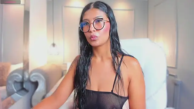 MiaSmit  online show from 02/18/26, 03:04