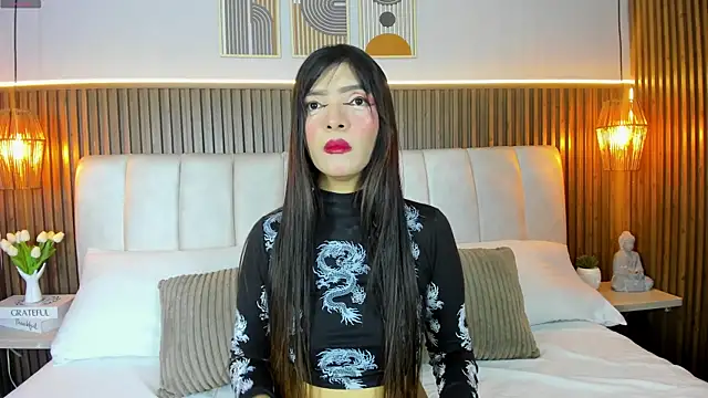 Snapshot of LisaLain chatting on 04/23/26, 12:00 LisaLain online show from 04/23/26, 12:00