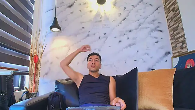 Max Hornye online show from 04/14/26, 05:51