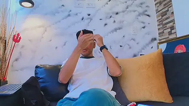 Max Hornye online show from 03/21/26, 06:45