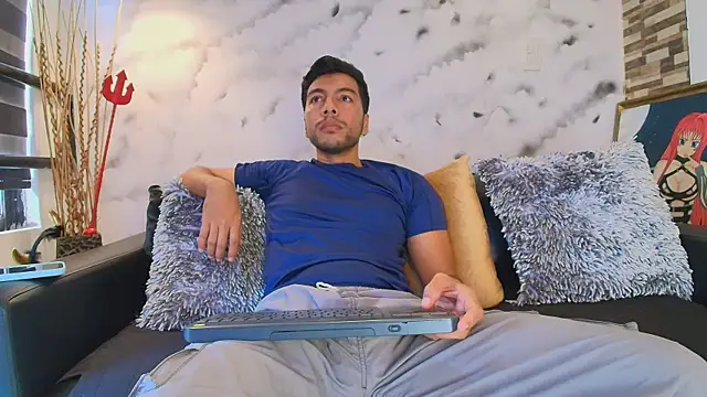 Max Hornye online show from 04/09/26, 06:36