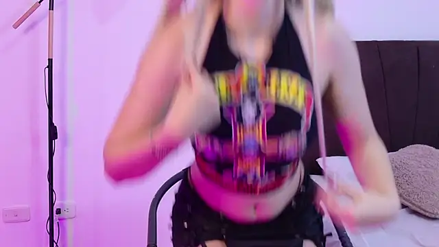 Snapshot of Raven_OA chatting on 02/24/26, 12:50 Raven OA online show from 02/24/26, 12:50