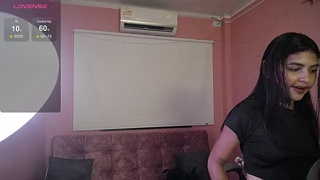 Snapshot of NatashaHot158 chatting on 02/25/26, 07:47 NatashaHot158 online show from 02/25/26, 07:47