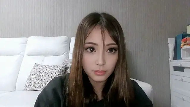 Snapshot of nyam_nyam01 chatting on 02/15/26, 02:05 nyam nyam01 online show from 02/15/26, 02:05