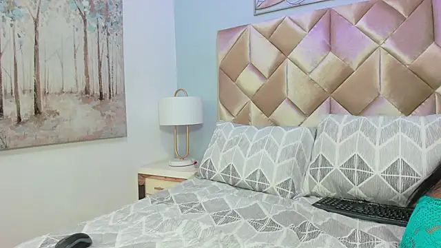 CandyLips 4 online show from 02/23/26, 07:03