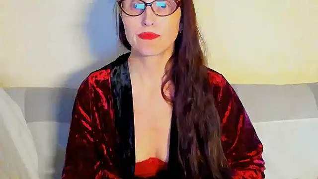Snapshot of beddable_woman chatting on 05/30/26, 06:24 beddable woman online show from 05/30/26, 06:24