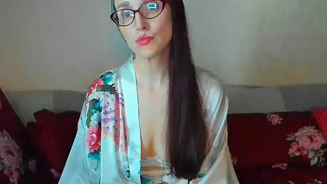 Snapshot of beddable_woman chatting on 05/12/26, 02:30 beddable woman online show from 05/12/26, 02:30