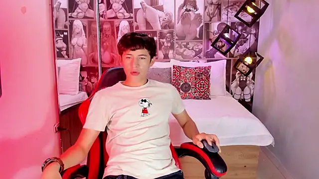 Snapshot of Christian_Foxx chatting on 02/24/26, 01:56 Christian Foxx online show from 02/24/26, 01:56