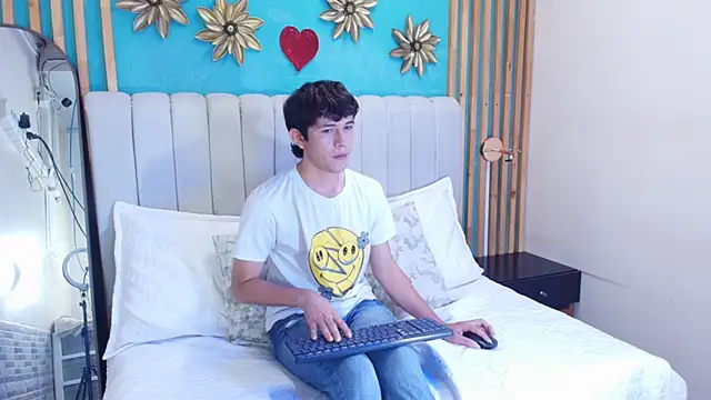 Christian Foxx online show from 03/08/26, 12:27