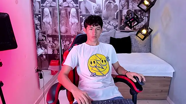 Christian Foxx online show from 04/14/26, 01:27