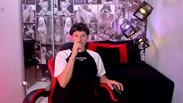 Christian Foxx online show from 05/26/26, 02:15