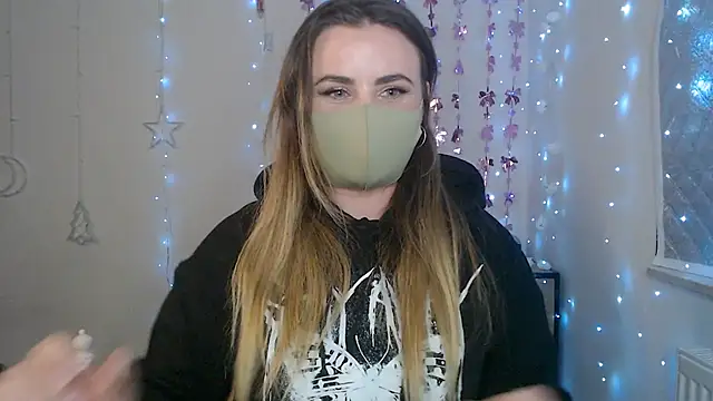 Avelina1 online show from 04/18/26, 09:04