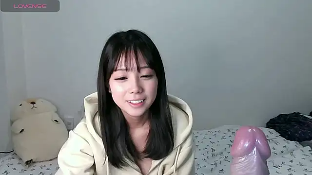 Memu 05 online show from 03/17/26, 02:09