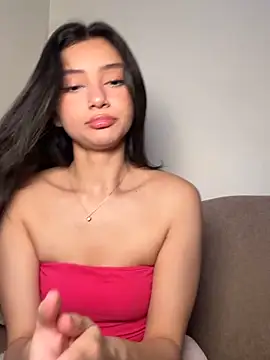 Chinicr18 online show from 04/30/26, 07:32