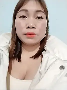 Snapshot of cong1122 chatting on 02/04/26, 04:51 cong1122 online show from 02/04/26, 04:51