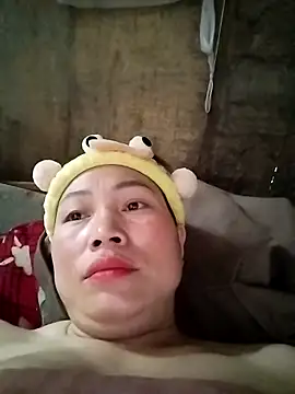 Snapshot of cong1122 chatting on 02/22/26, 03:42 cong1122 online show from 02/22/26, 03:42