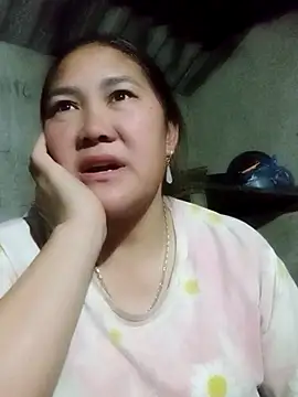 Snapshot of bongtuyet11 chatting on 02/11/26, 12:27 bongtuyet11 online show from 02/11/26, 12:27