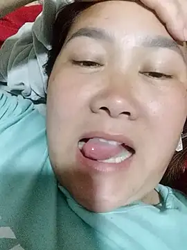 Snapshot of bongtuyet11 chatting on 02/28/26, 02:28 bongtuyet11 online show from 02/28/26, 02:28