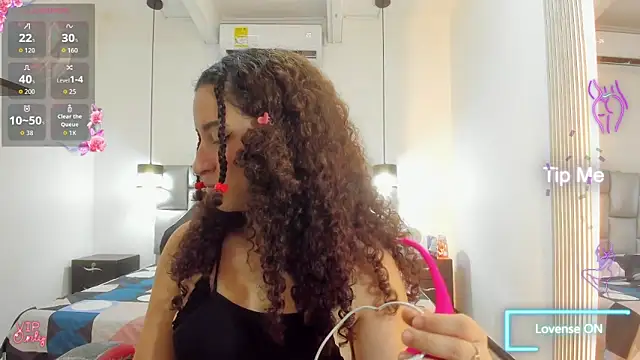 NoaMalak7 online show from 02/18/26, 07:43