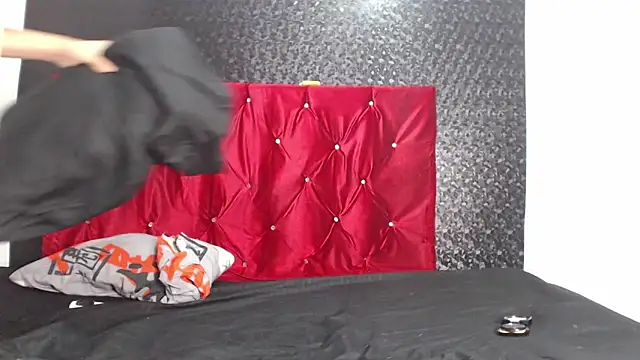 Extreme couple7777 online show from 03/07/26, 03:46