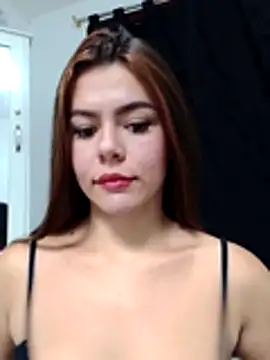 Snapshot of EmiNavarro chatting on 07/01/26, 07:03 EmiNavarro online show from 07/01/26, 07:03