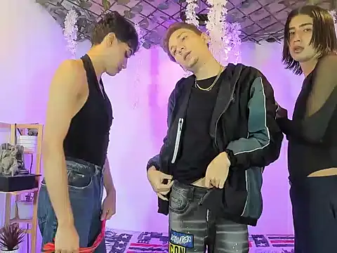 Dapnhe hot2006 online show from 03/02/26, 01:39