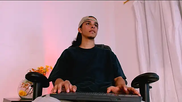 Dann-Winner online show from 07/17/26, 01:58