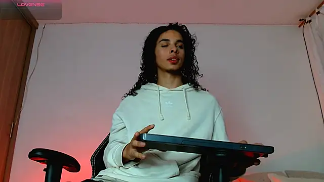 Dann-Winner online show from 05/24/26, 02:33