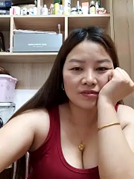 Snapshot of Jennie_dogy chatting on 06/20/26, 02:11 Jennie dogy online show from 06/20/26, 02:11