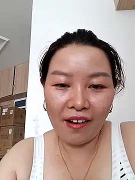Snapshot of Jennie_dogy chatting on 07/03/26, 12:39 Jennie dogy online show from 07/03/26, 12:39