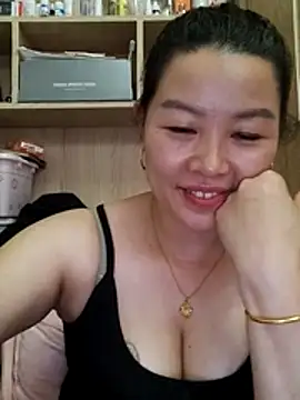 Snapshot of Jennie_dogy chatting on 06/08/26, 01:28 Jennie dogy online show from 06/08/26, 01:28