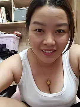 Snapshot of Jennie_dogy chatting on 06/05/26, 06:52 Jennie dogy online show from 06/05/26, 06:52