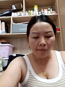 Snapshot of Jennie_dogy chatting on 07/01/26, 12:49 Jennie dogy online show from 07/01/26, 12:49