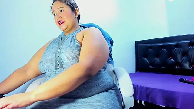 Snapshot of bustyy_juicyrx chatting on 03/01/26, 12:16 bustyy juicyrx online show from 03/01/26, 12:16