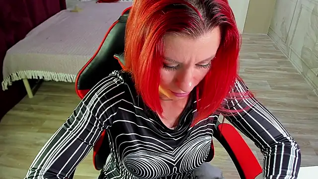 Snapshot of RinaFox__ chatting on 02/20/26, 06:26 RinaFox online show from 02/20/26, 06:26