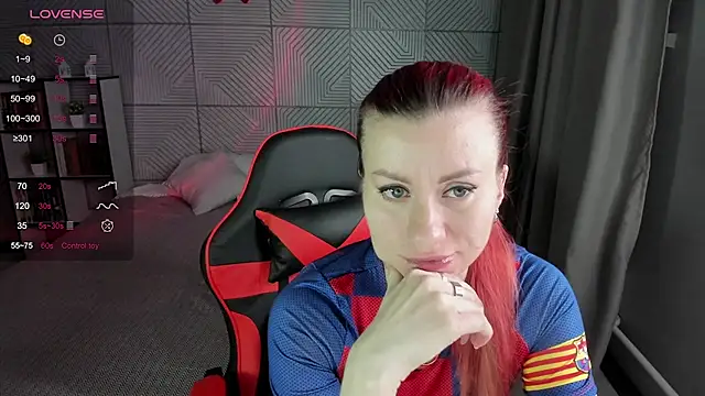 Snapshot of RinaFox__ chatting on 02/24/26, 01:17 RinaFox online show from 02/24/26, 01:17