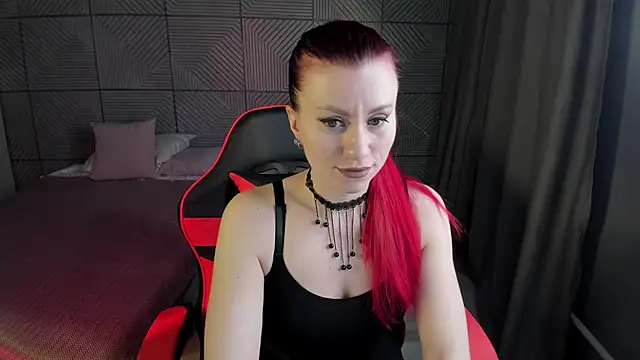 Snapshot of RinaFox__ chatting on 02/28/26, 01:16 RinaFox online show from 02/28/26, 01:16