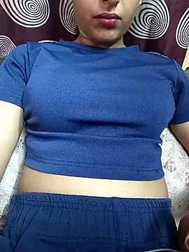 Snapshot of komalsharma99 chatting on 05/09/26, 08:18 komalsharma99 online show from 05/09/26, 08:18