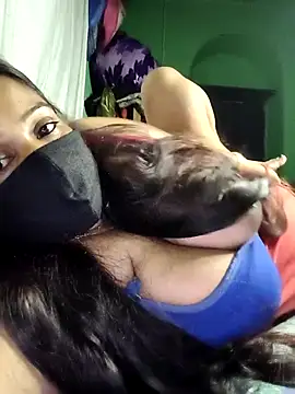 V-Hot-Suity online show from 03/18/26, 11:59