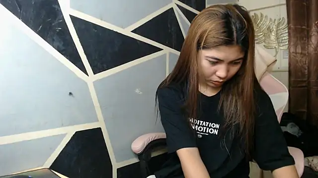 Snapshot of Jam_morena_ chatting on 02/18/26, 04:43 Jam morena online show from 02/18/26, 04:43