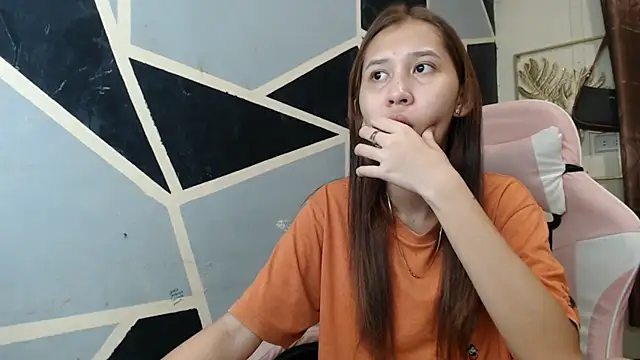 Snapshot of Charming_lexi chatting on 02/26/26, 07:03 Charming lexi online show from 02/26/26, 07:03