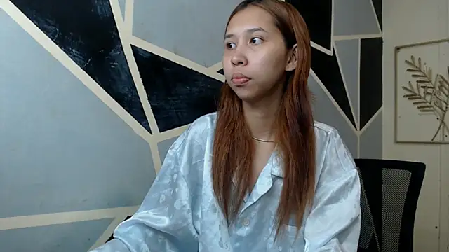 Snapshot of Charming_lexi chatting on 04/21/26, 02:23 Charming lexi online show from 04/21/26, 02:23