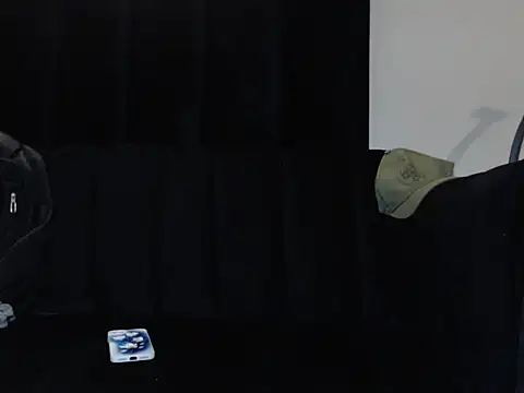 Snapshot of Sexy-babe440 chatting on 02/20/26, 08:33 Sexy-babe440 online show from 02/20/26, 08:33