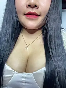 Snapshot of Violet_pusy chatting on 02/24/26, 05:03 Violet pusy online show from 02/24/26, 05:03