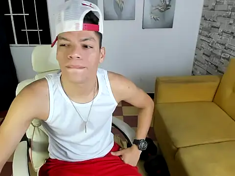 Snapshot of Andres_sant_ chatting on 02/06/26, 09:49 Andres sant online show from 02/06/26, 09:49