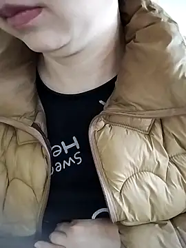 LiilyZi online show from 03/19/26, 12:54