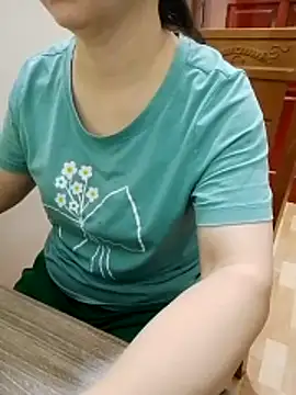 LiilyZi online show from 04/14/26, 01:10