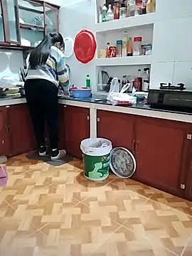 LiilyZi online show from 02/11/26, 03:39